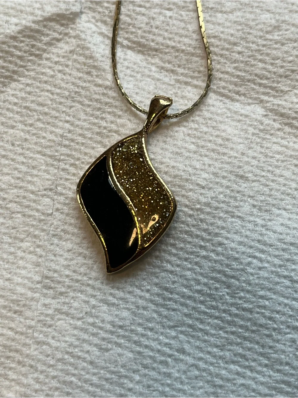Vintage Royal Goldtone Pendant Necklace with Black and Glitter Accent